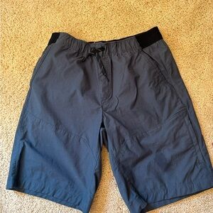 Men's Eddie Bauer Gray Athletic Shorts size medium